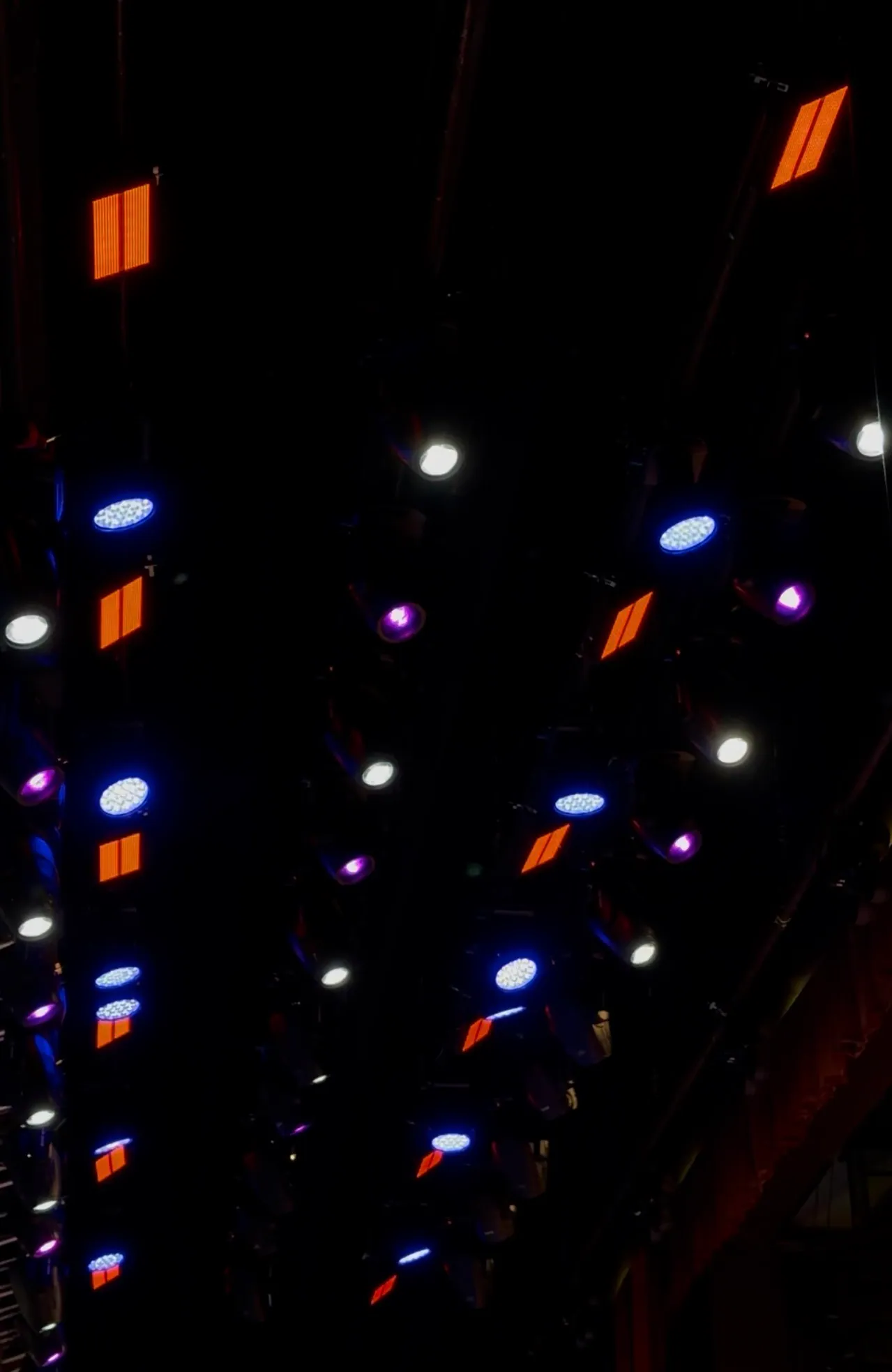 Iluminação profissional para eventos — Áudio Técnica